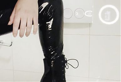 Lacquer and leather in the bathroom! German mistress in high heels and corset! Toilet training for slaves!