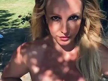 Britney Spears Holding Bare Tits