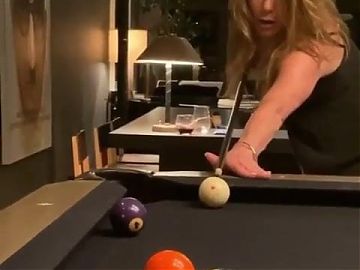 Jennifer Aniston and Courtney Cox Play Pool