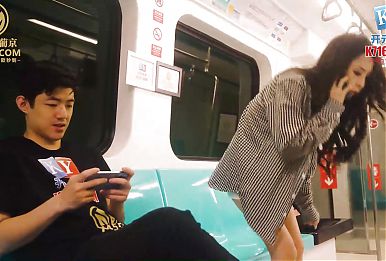 Horny Beauty Big Boobs Asian Teen Gets Fuck By Stranger In Public Train 