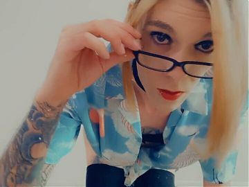 Feminized Tranny Wants To Get Dicked Down