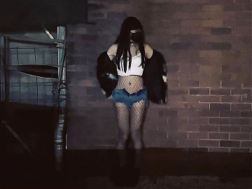 asian sissy cum on a night street for the first time