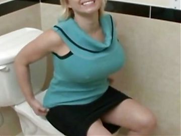 Intense Bathroom Sex Is Her Favorite Because She Likes to Fuck in Very Awkward Places